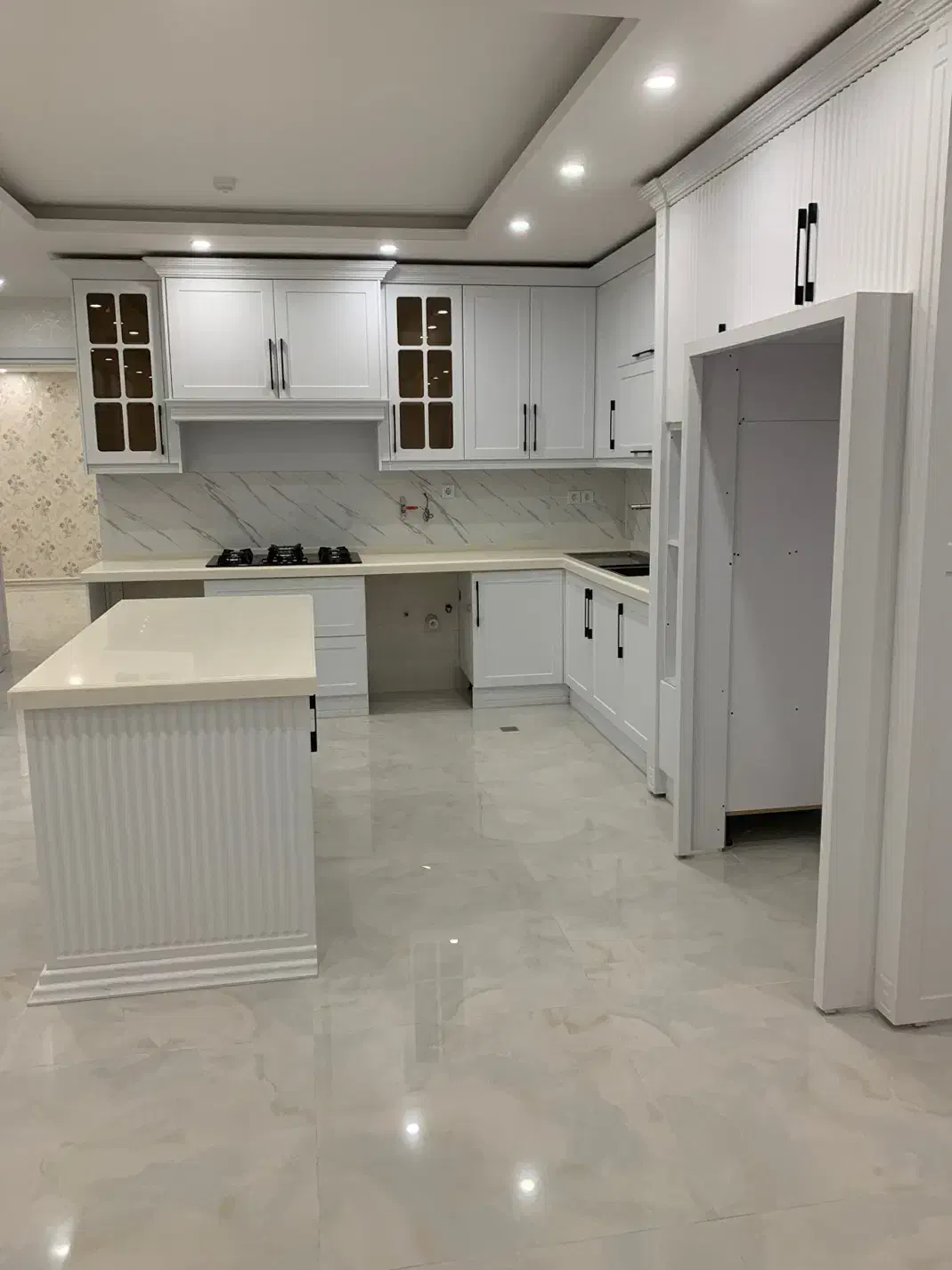 رهن کامل اپارتمان۱۳۰متر/کلید اول|اجارهٔ آپارتمان|اهواز, کوی جواهری|دیوار