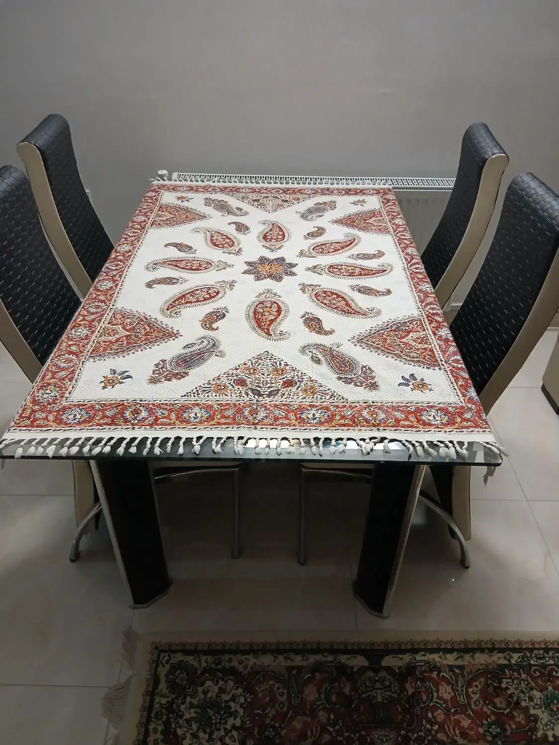 میز ۶ نفره|میز و صندلی غذاخوری|ارومیه, |دیوار