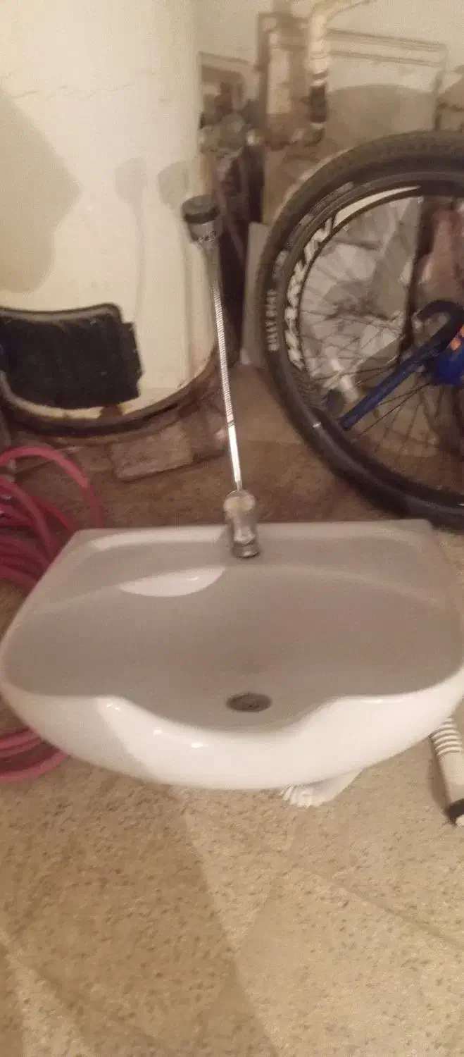 دکور آرایشگاه|آرایشگاه و سالنهای زیبایی|نیشابور, شهرک قدس|دیوار