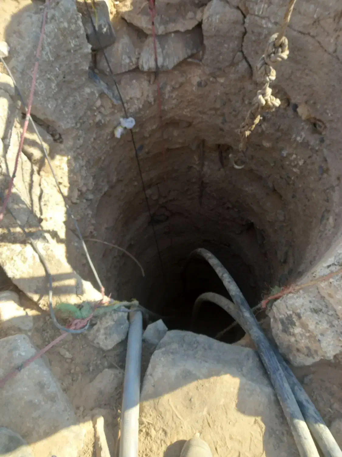 چاه کن|خدمات پیشه و مهارت|قروه, |دیوار