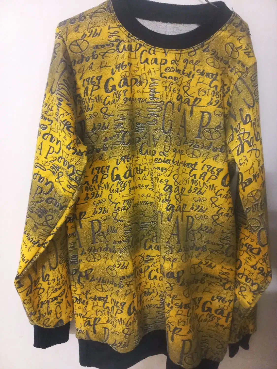 لباس|لباس|اراک, |دیوار