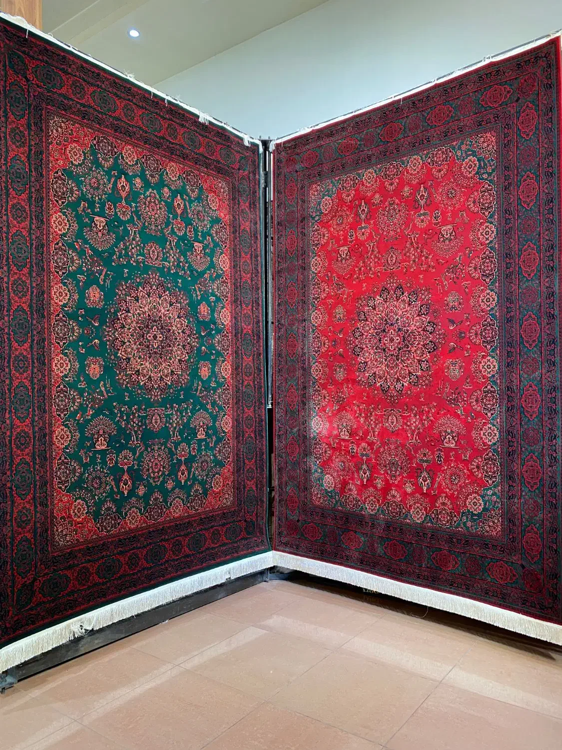 فرش سبز کله غازی|فرش|ارومیه, |دیوار