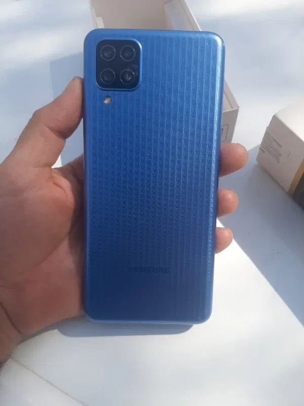 گوشی سامسونگ مدل M12|موبایل|اصفهان, درب کوشک|دیوار