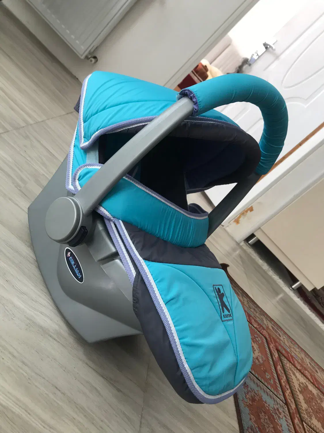 کریر نوزادی|کالسکه و لوازم جانبی|تبریز, |دیوار