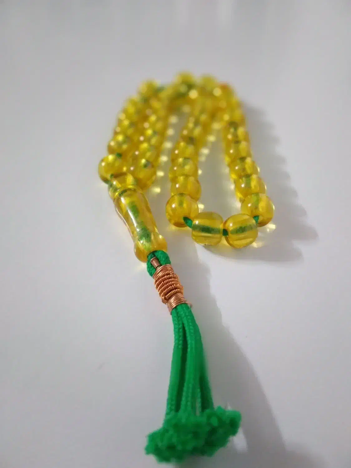 تسبیح سندلوس نباتی قدیمی۳۳ عدد|کلکسیون اشیاء عتیقه|کنگاور, |دیوار