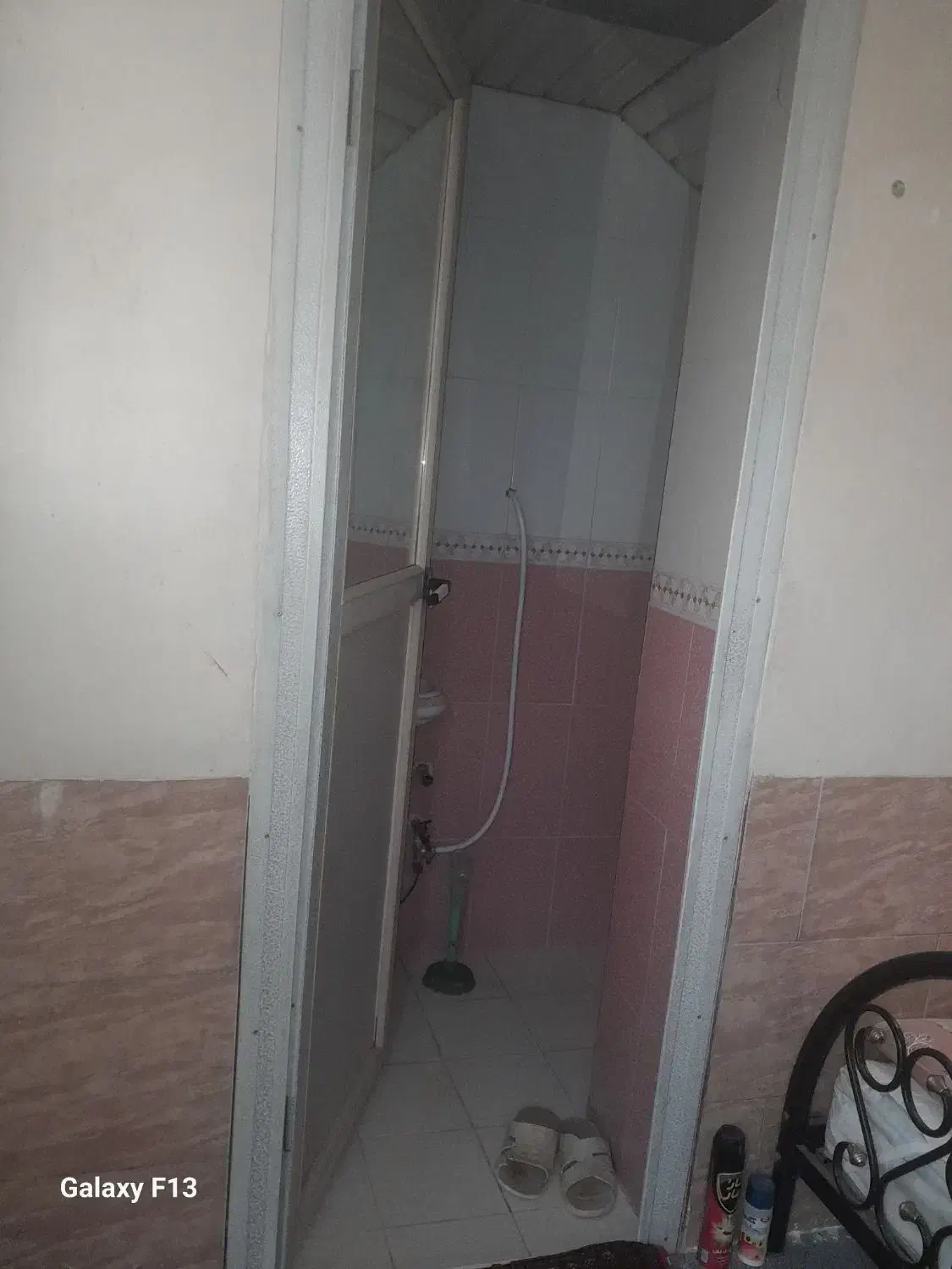 اجاره منزل مبله با وسایل|اجارهٔ کوتاه‌مدت آپارتمان و سوئیت|شیراز, پودنک|دیوار