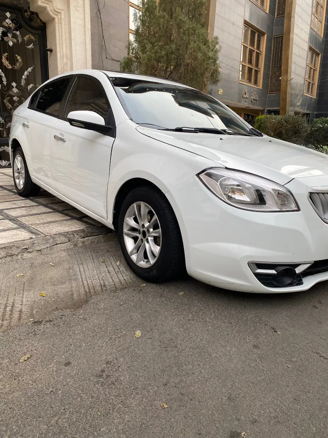 برلیانس اتومات مدل۹۷موتور بزرگ ۱۶۵۰ بیرنگ h330|خودرو سواری و وانت|کرج, فاز ۱ مهرشهر|دیوار