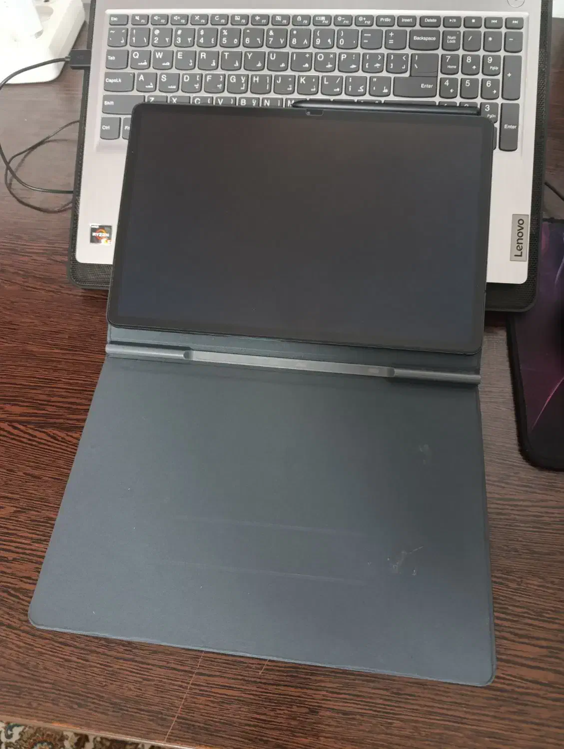 تبلت اس هفت پلاس|تبلت|اصفهان, کوی ولی عصر|دیوار