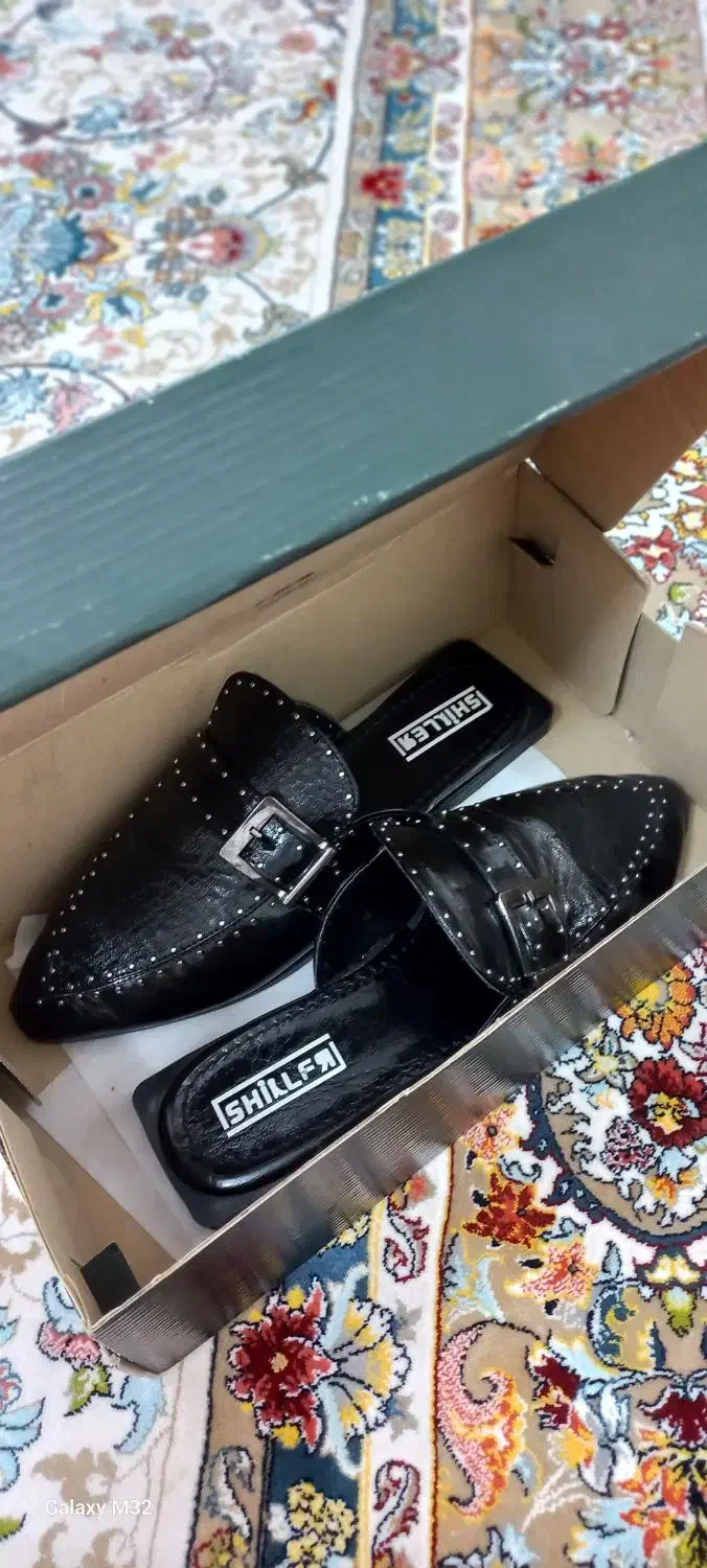 صندل نو|کیف، کفش، کمربند|رباط‌کریم, نصیرشهر|دیوار