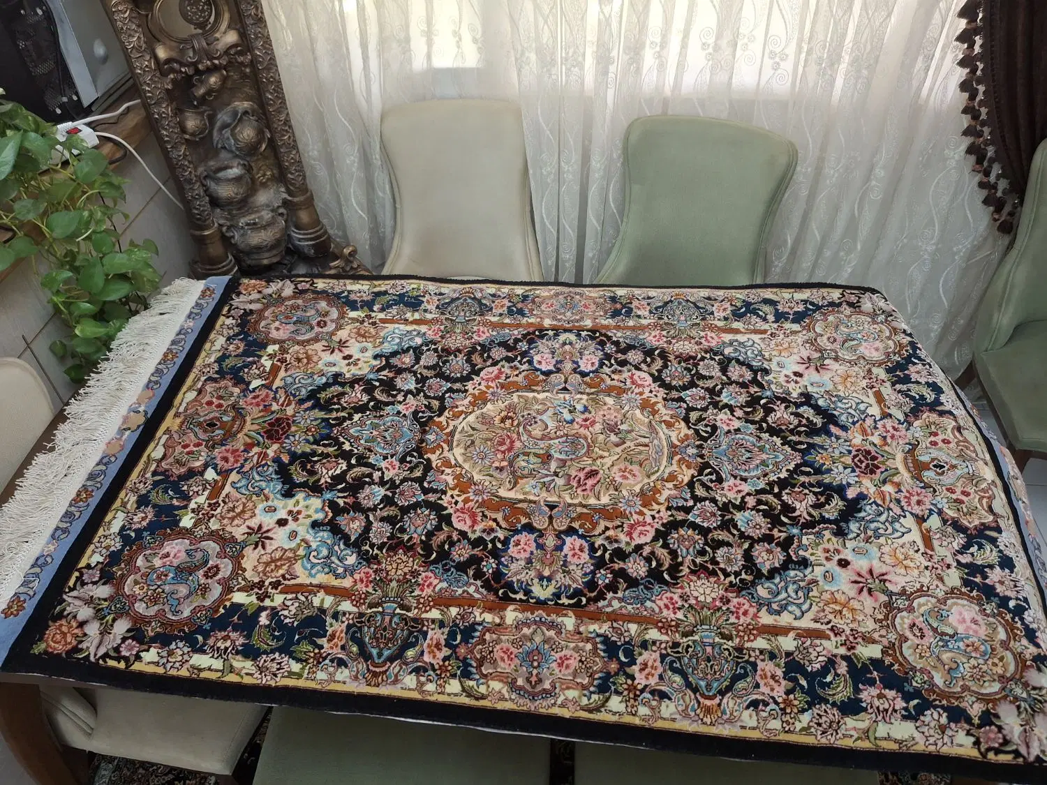 فرش ذرع و نیم چله ابریشم گل ابریشم سالاری تبریز نو|فرش|تهران, جنت‌آباد شمالی|دیوار