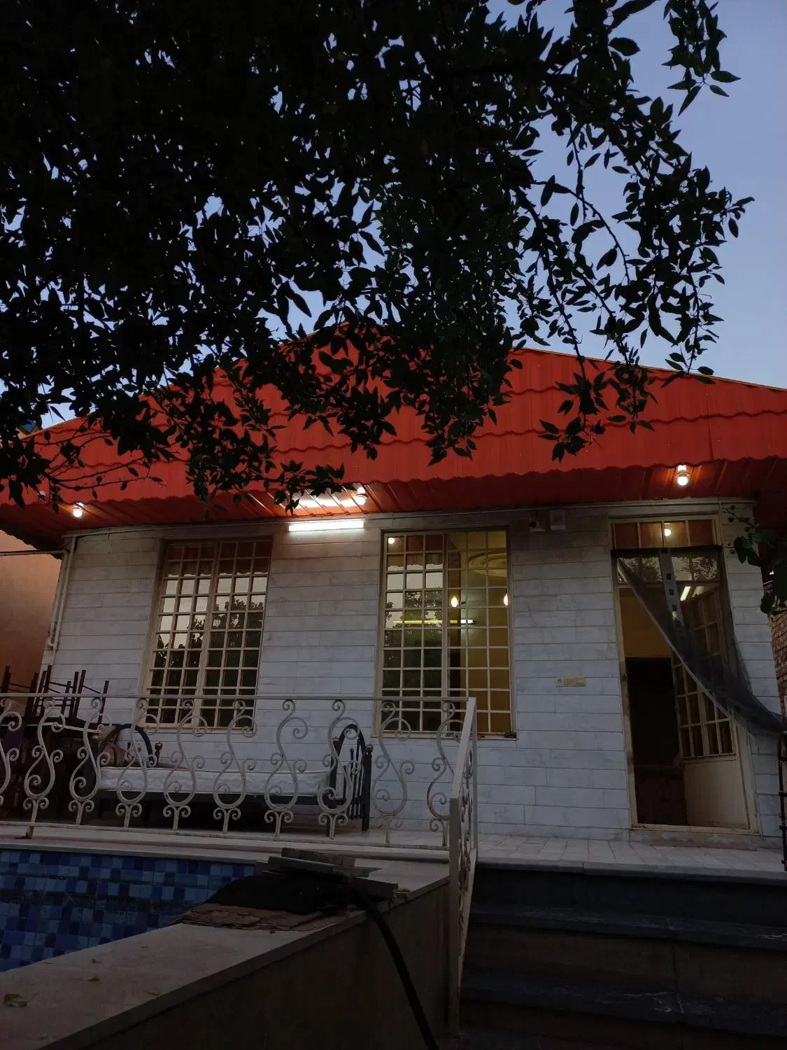 اجاره روزانه/هفتگی/ویلا باغ روستای یولاق|اجارهٔ کوتاه‌مدت ویلا و باغ|ساوه, |دیوار