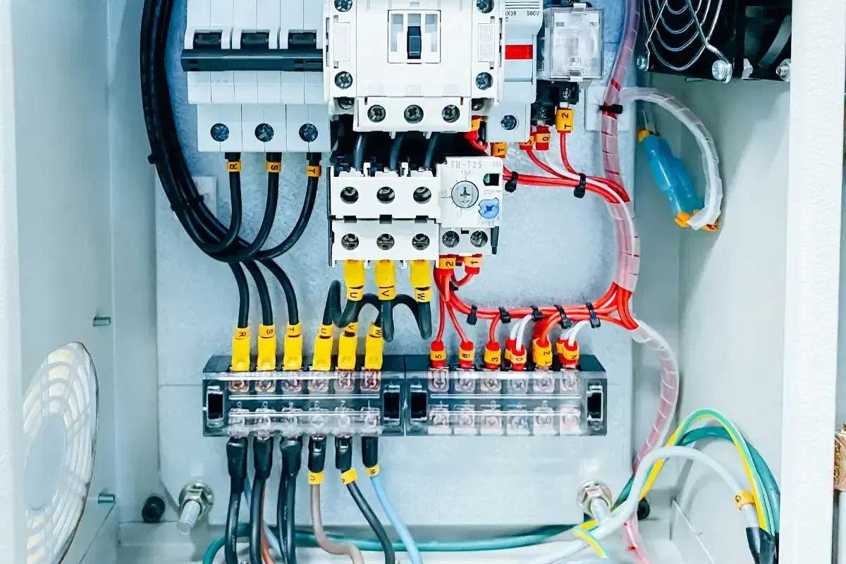 لوله کشی اب و برق|خدمات پیشه و مهارت|گرمدره, |دیوار