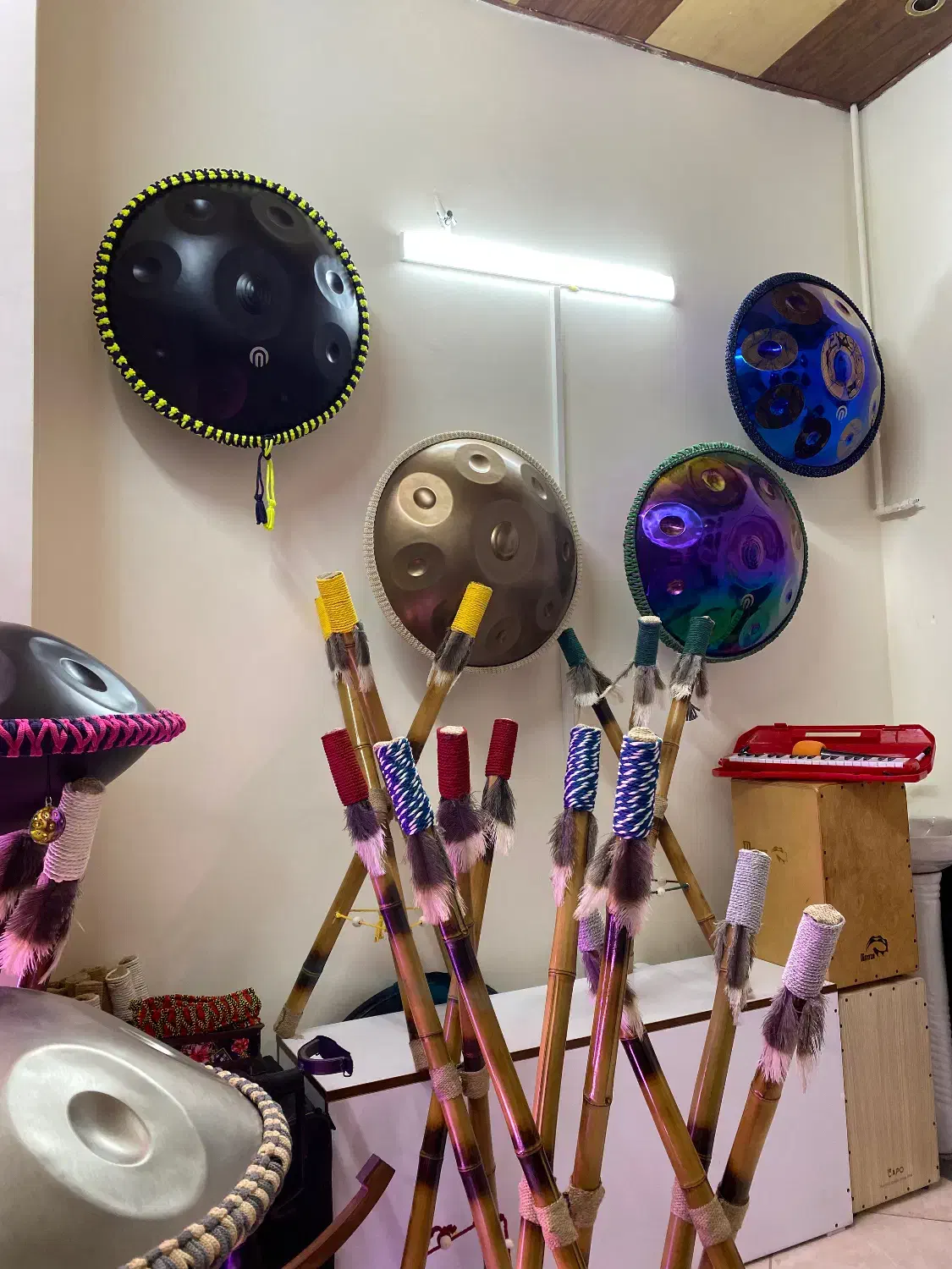 پایه هنگدرام استند هنگدرام|درام و پرکاشن|تهران, نیروی هوایی (پیروزی)|دیوار