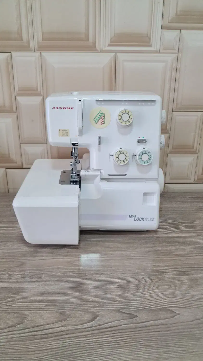 سردوز 4نخ و 3نخ (ژانومه) مدل 213D|چرخ خیاطی و ریسندگی|مرند, |دیوار