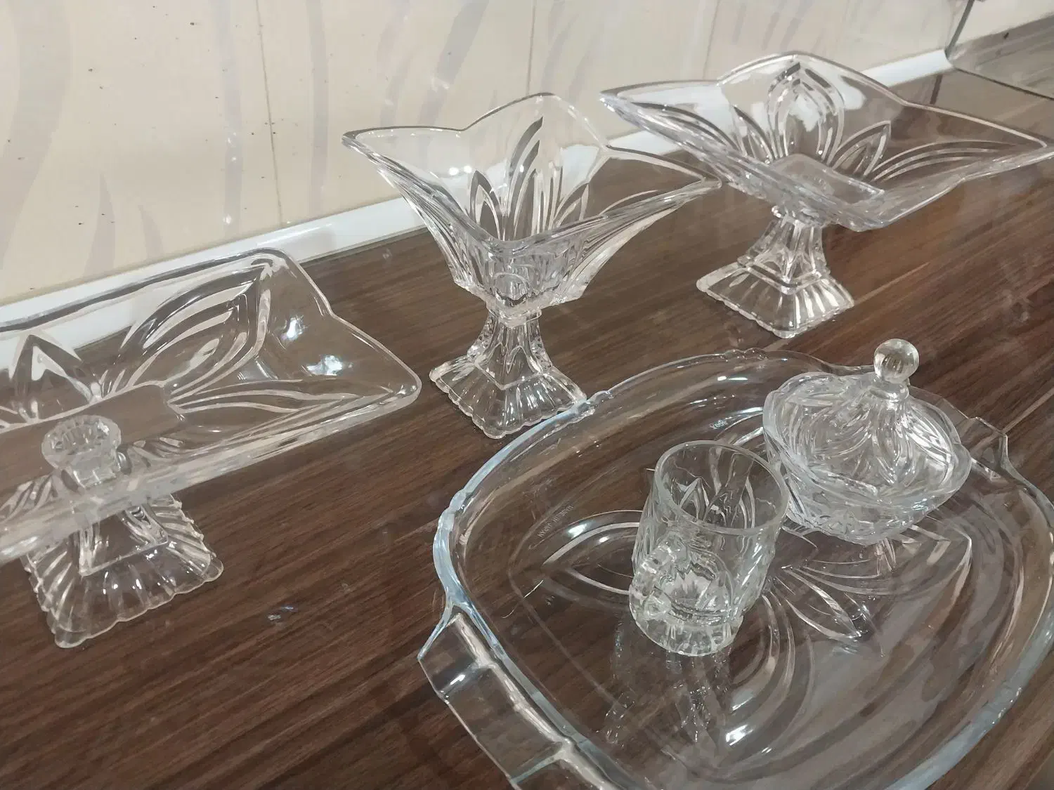 سرویس پذیرایی|ظروف سرو و پذیرایی|خمین, |دیوار