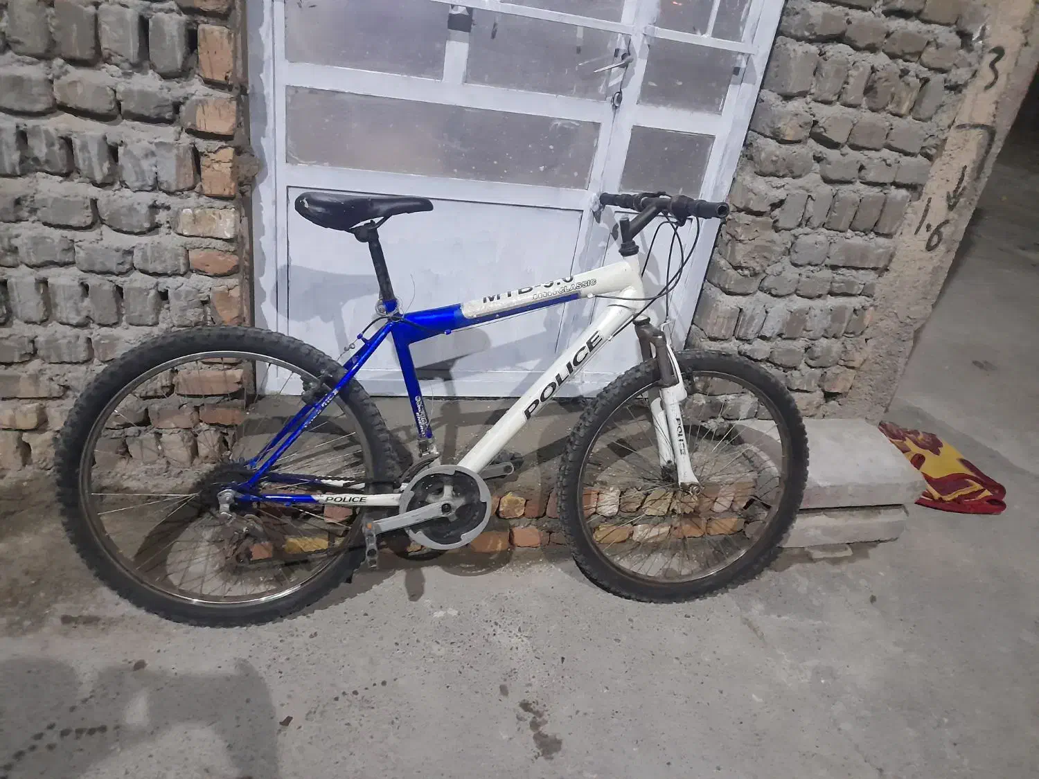 دوچرخه ۲۶|دوچرخه، اسکیت، اسکوتر|هشتگرد, هشتگرد قدیم|دیوار