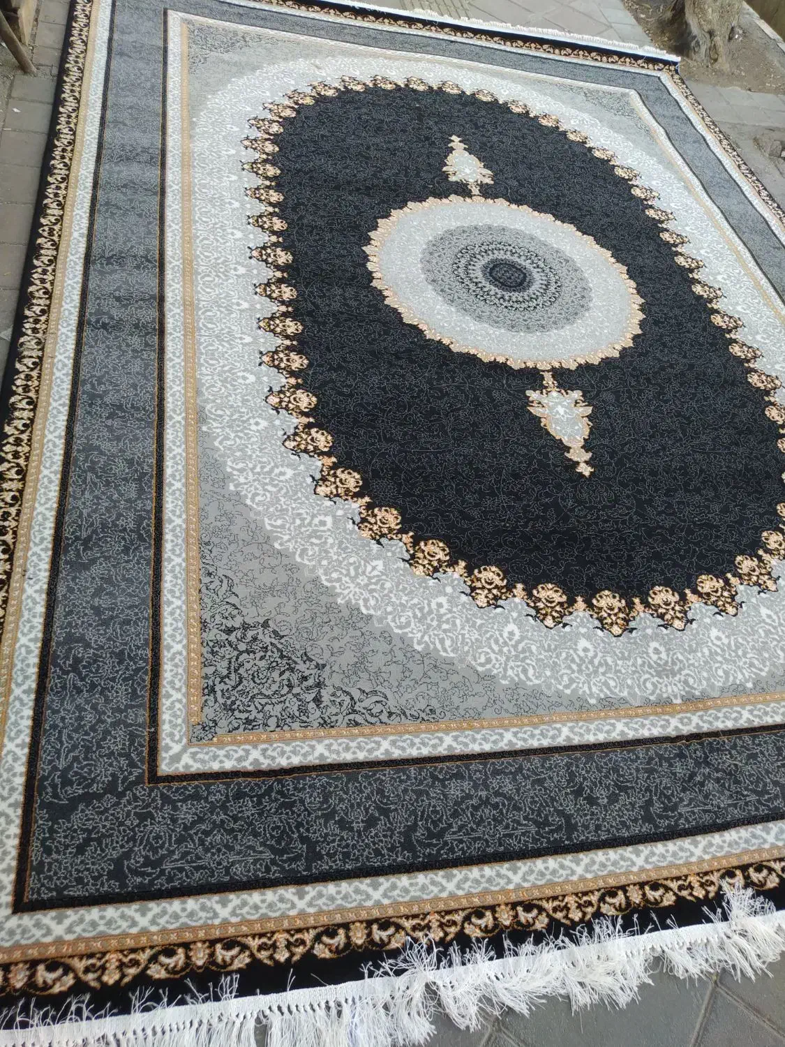 سه تخته 12متری نو نو آکبند جنس نخی بِر دار|فرش|نورآباد, |دیوار