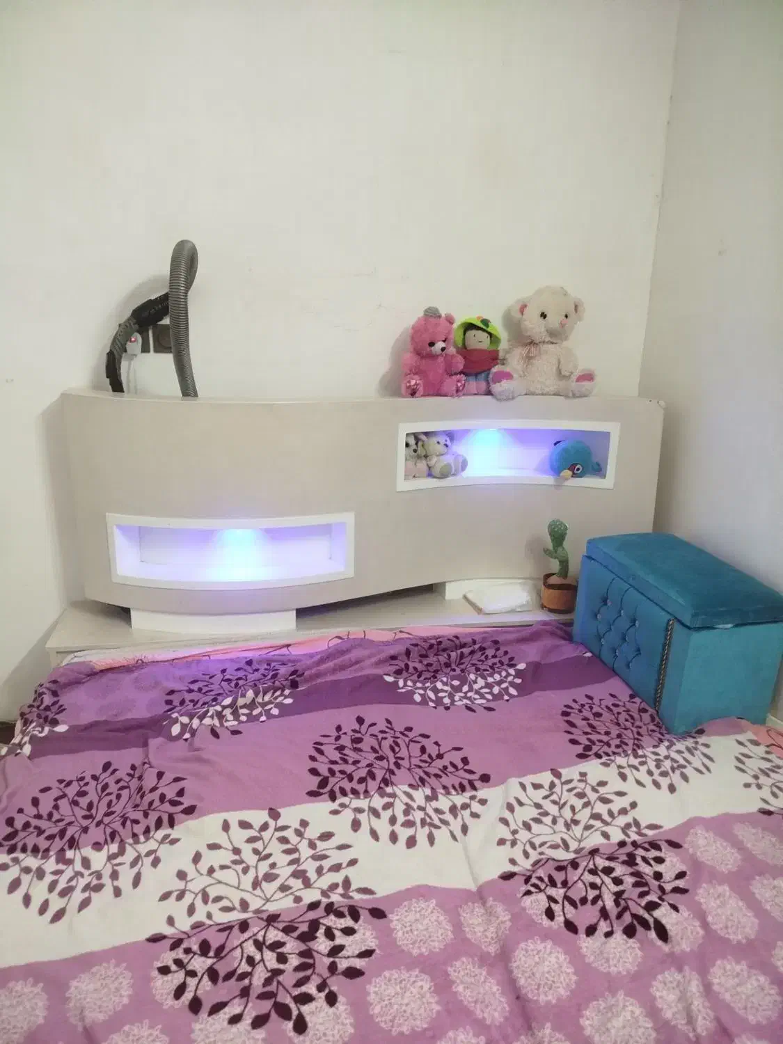 تخت خواب  دو نفره|تخت و سرویس خواب|رضویه, |دیوار