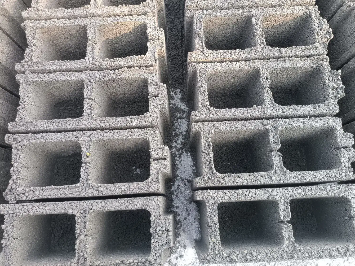 بلوک ته بسته|مصالح و تجهیزات ساختمان|سیرجان, |دیوار