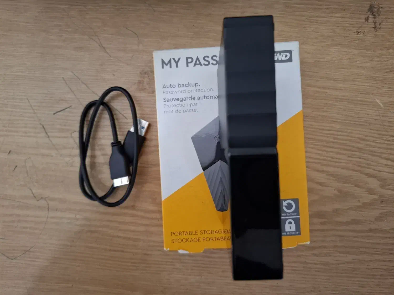 هارد اکسترنال ۴ ترابایت وسترن دیجیتال|قطعات و لوازم جانبی رایانه|نورآباد, |دیوار