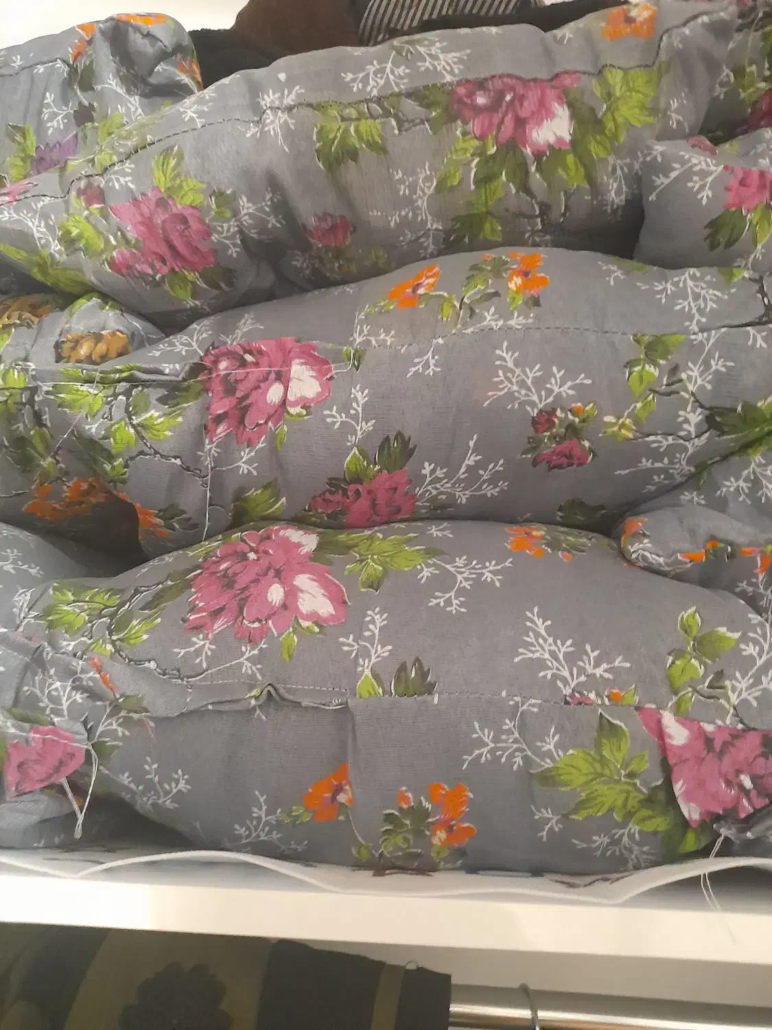 ۱۲عدد بالش|رختخواب، بالش، پتو|سنندج, |دیوار