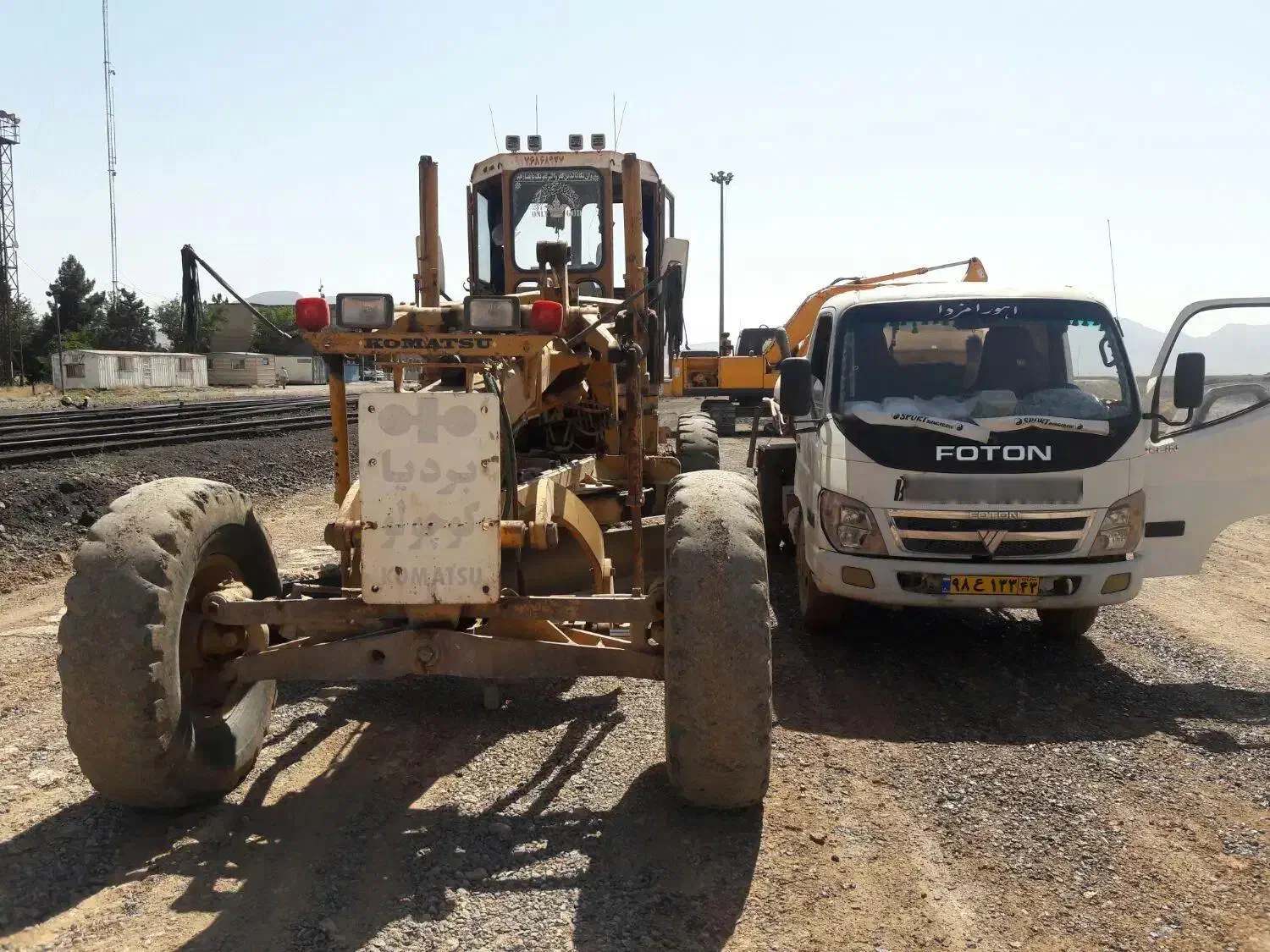 گریدر کوماتسو. تانکر ابرسان.|خودرو سنگین|لواسان, |دیوار