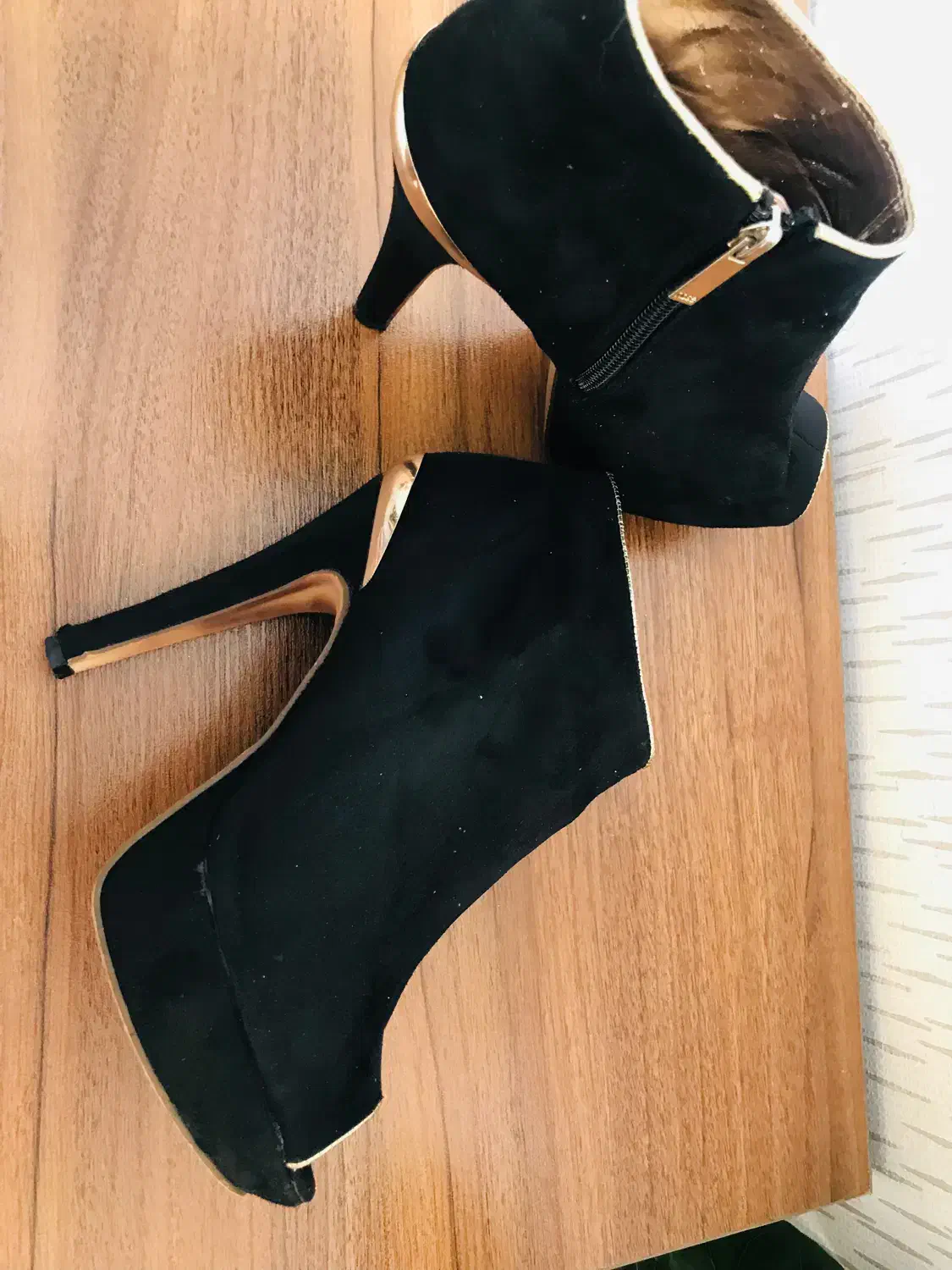 دو جفت کفش مجلسی در حدنو|کیف، کفش، کمربند|کاشان, کشاورز|دیوار