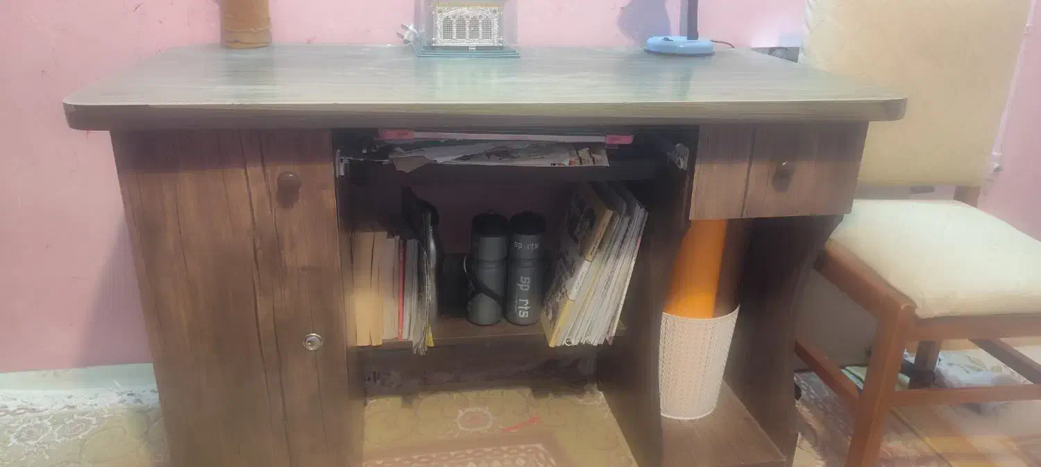 میز تحریر و کریر کودک تمیز|میز تحریر و کامپیوتر|اصفهان, قهجاورستان|دیوار