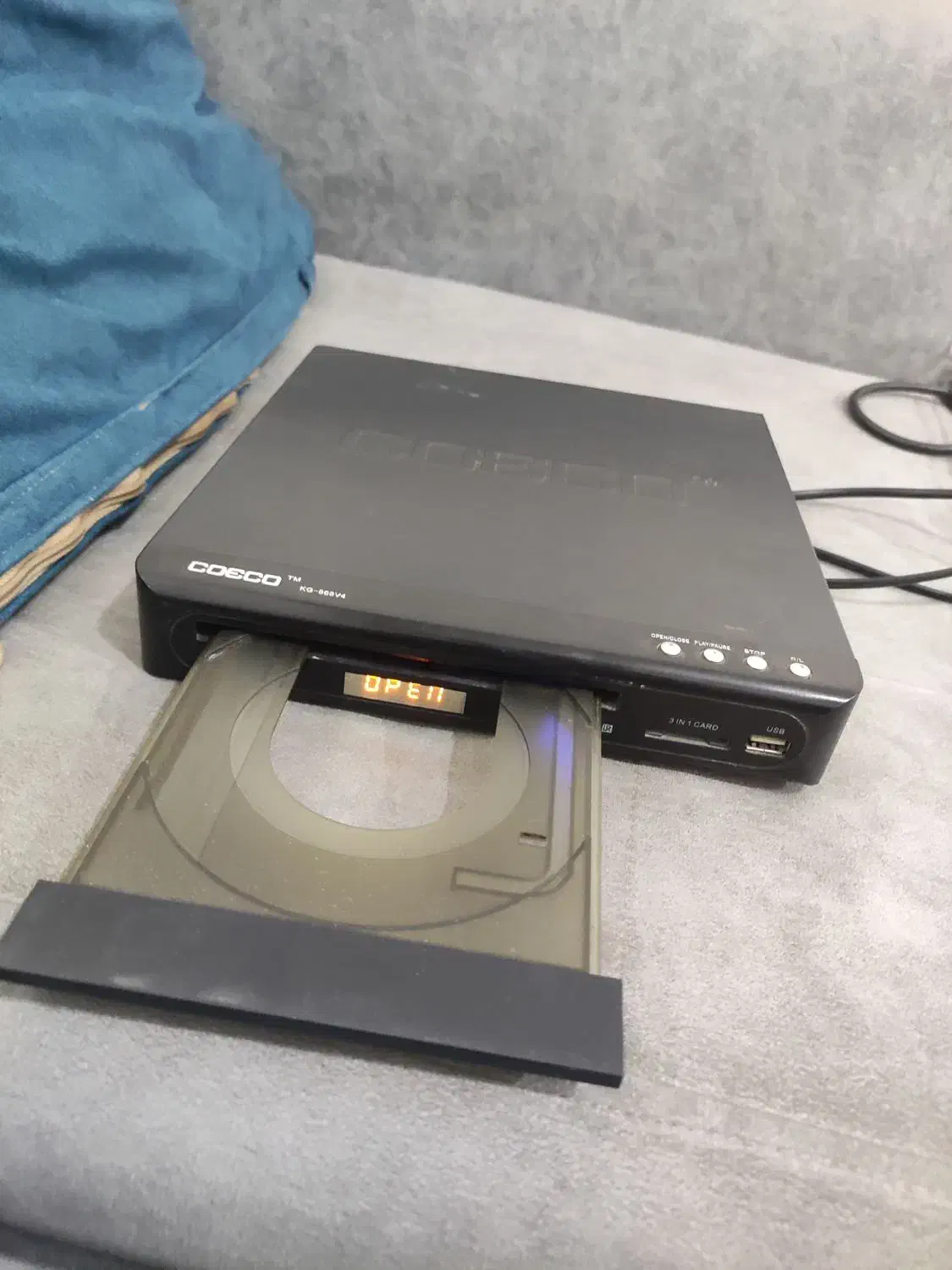 یک دستگاه دیویدی رام|پخشکننده DVD و ویدیو|همدان, |دیوار