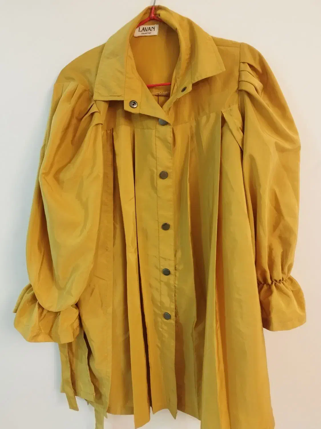 بارونی خردلی  دخترانه  .کت زنانه و سوییشرت وشلوار|لباس|کرج, ساماندهی|دیوار