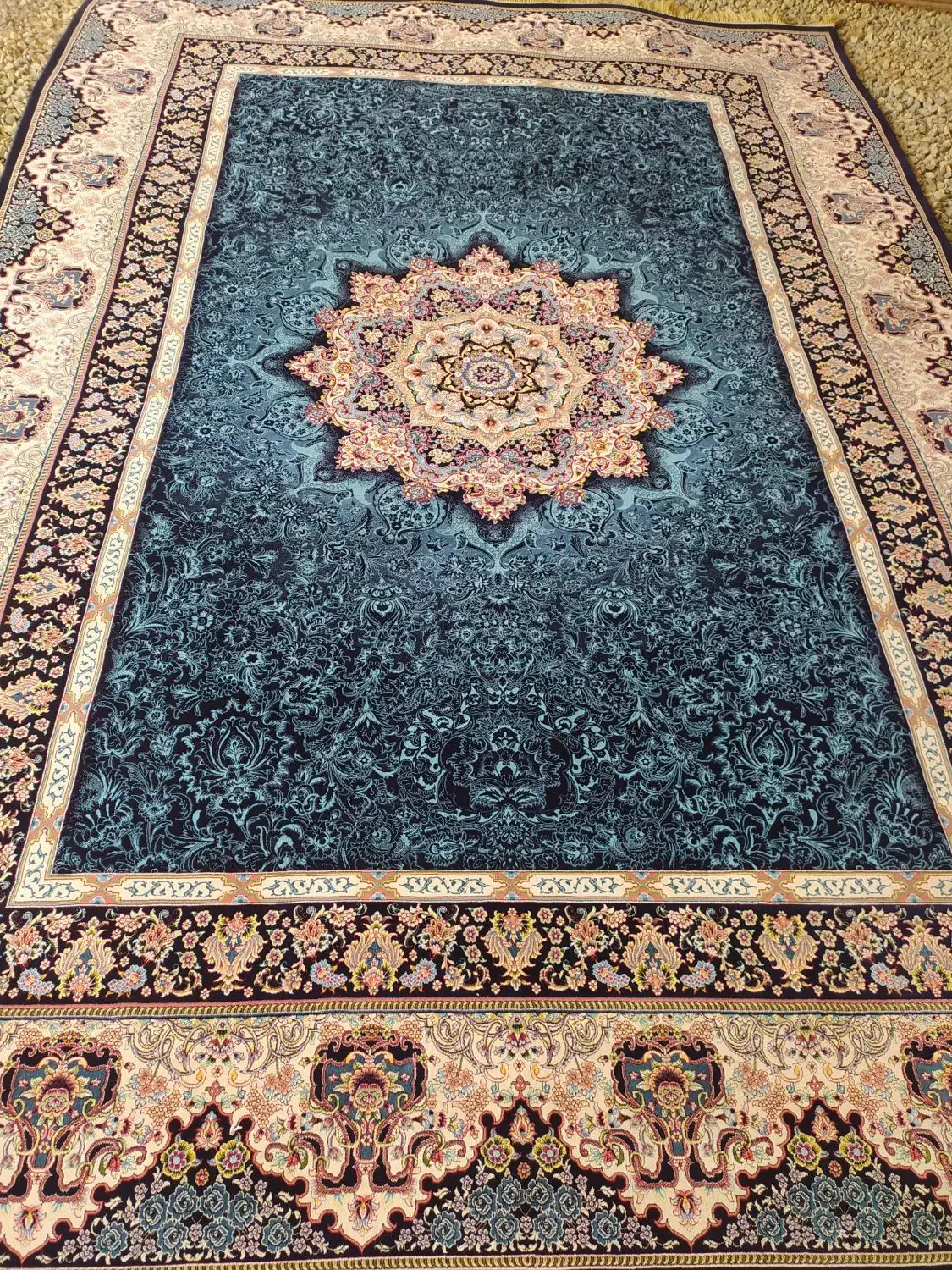 فرش 1200شانه|فرش|کرج, خرمدشت|دیوار