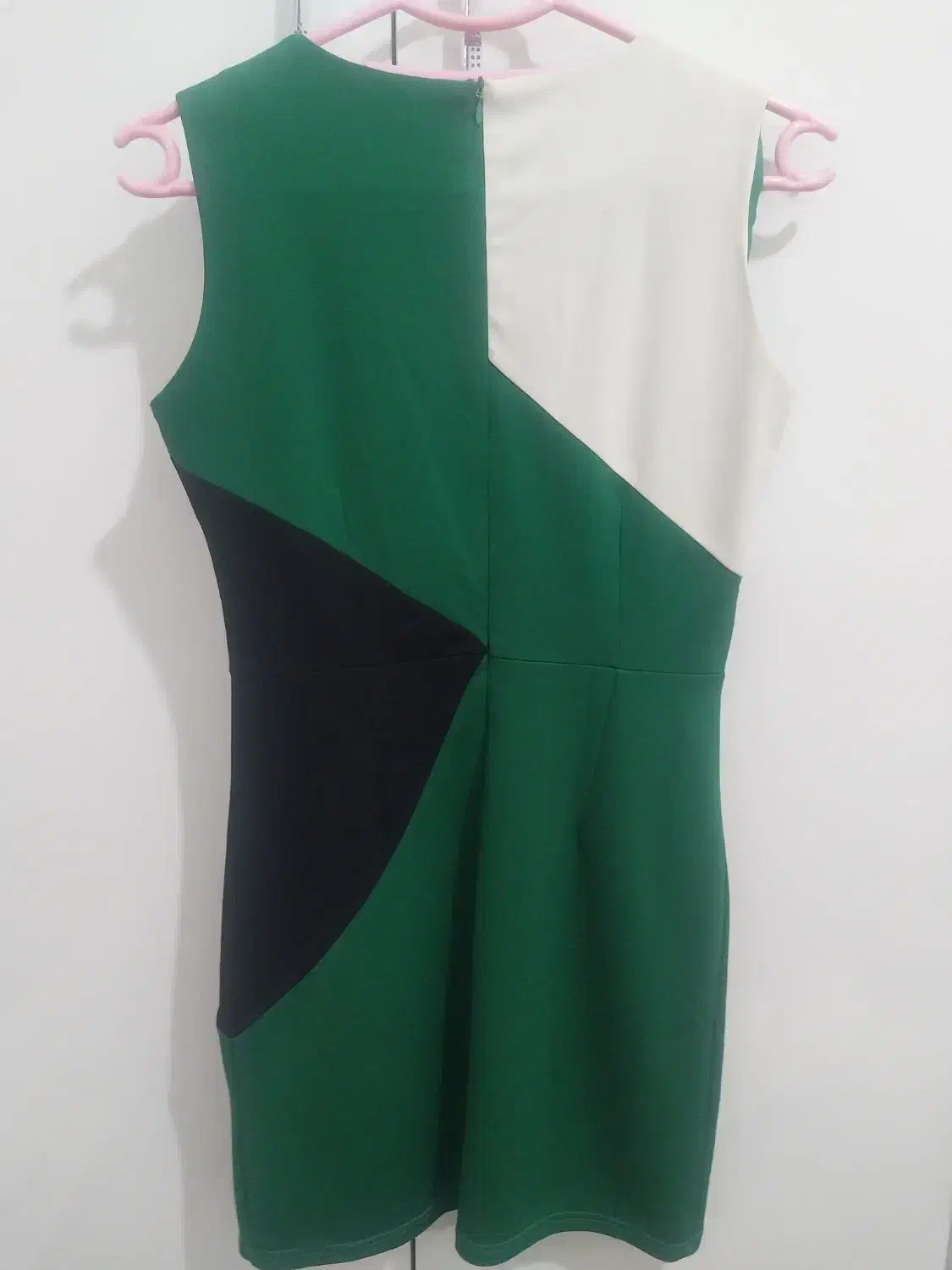 لباس مجلسی|لباس|مشهد, یاس|دیوار