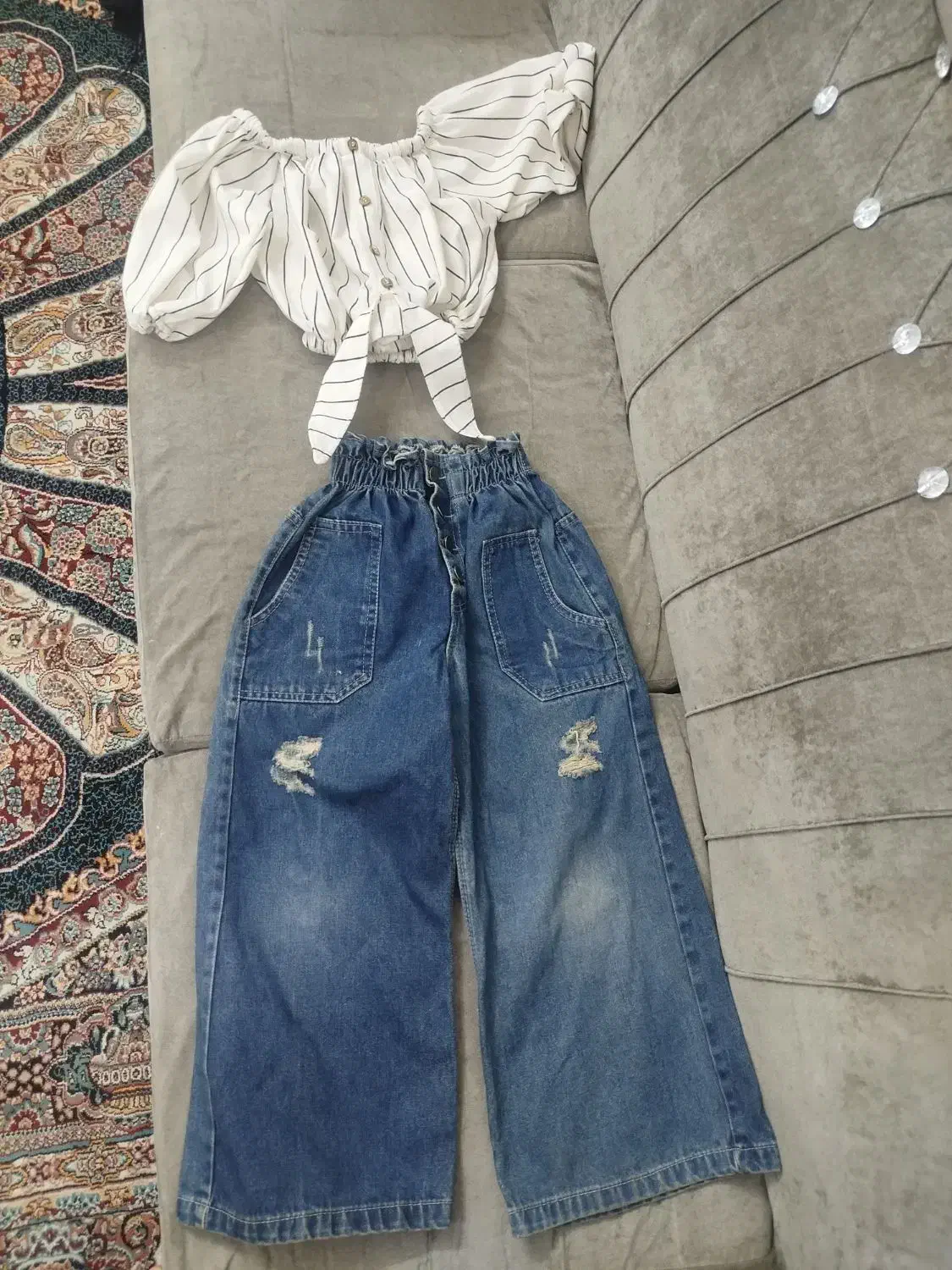 لباس دخترانه با شلوار در حد نو|کفش و لباس بچه|قم, شهر قائم|دیوار