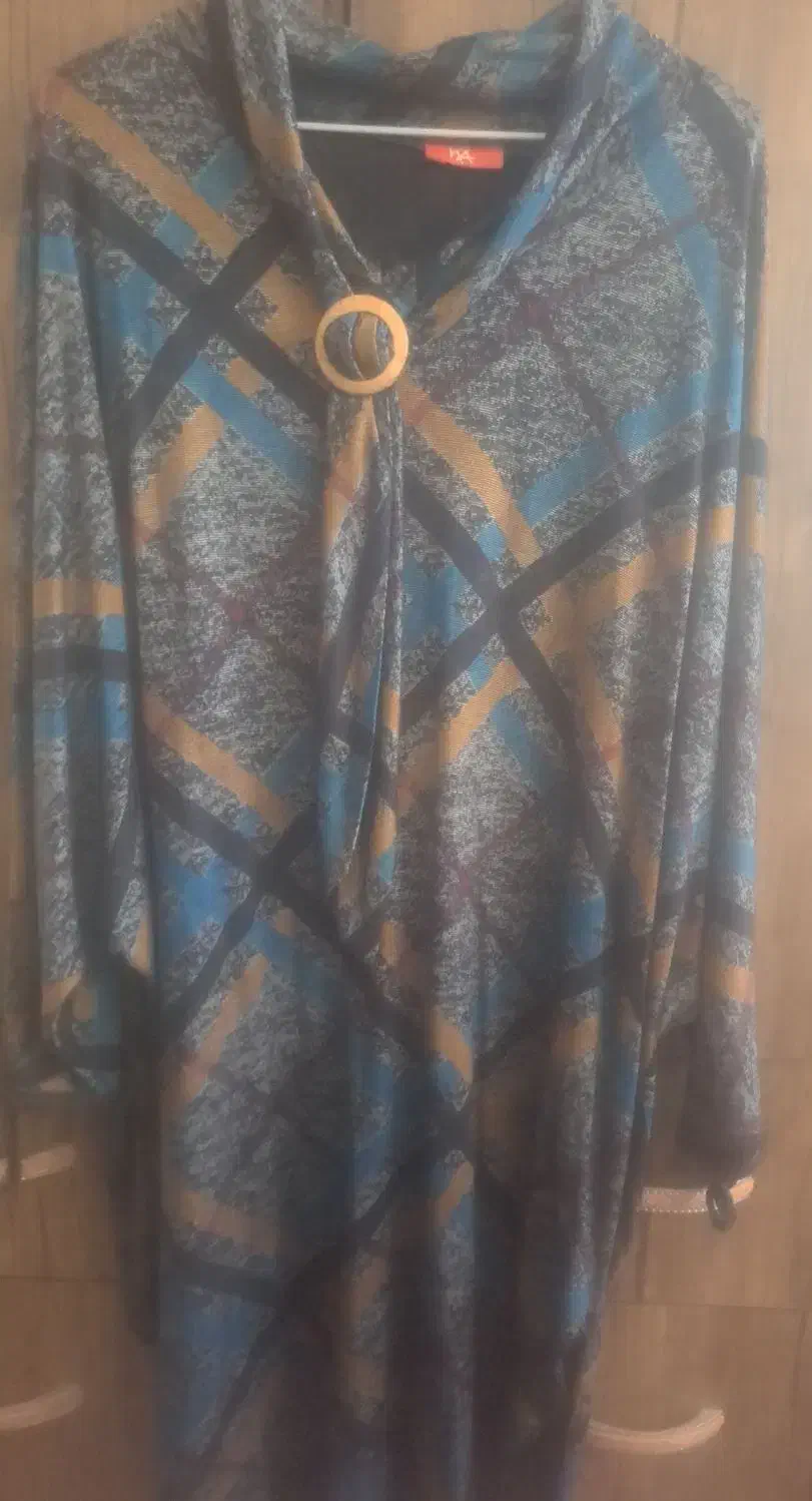 یک عدد تونیک زنانه به فروش میرسد|لباس|تویسرکان, |دیوار