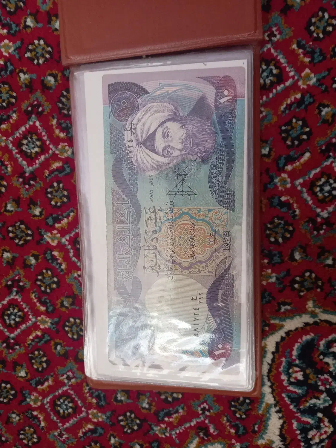 تعدادی اسکناس  شاهی و خارجی کمیاب و بانکی و تمبر|کلکسیون سکه، تمبر، اسکناس|تهران, ایرانشهر|دیوار