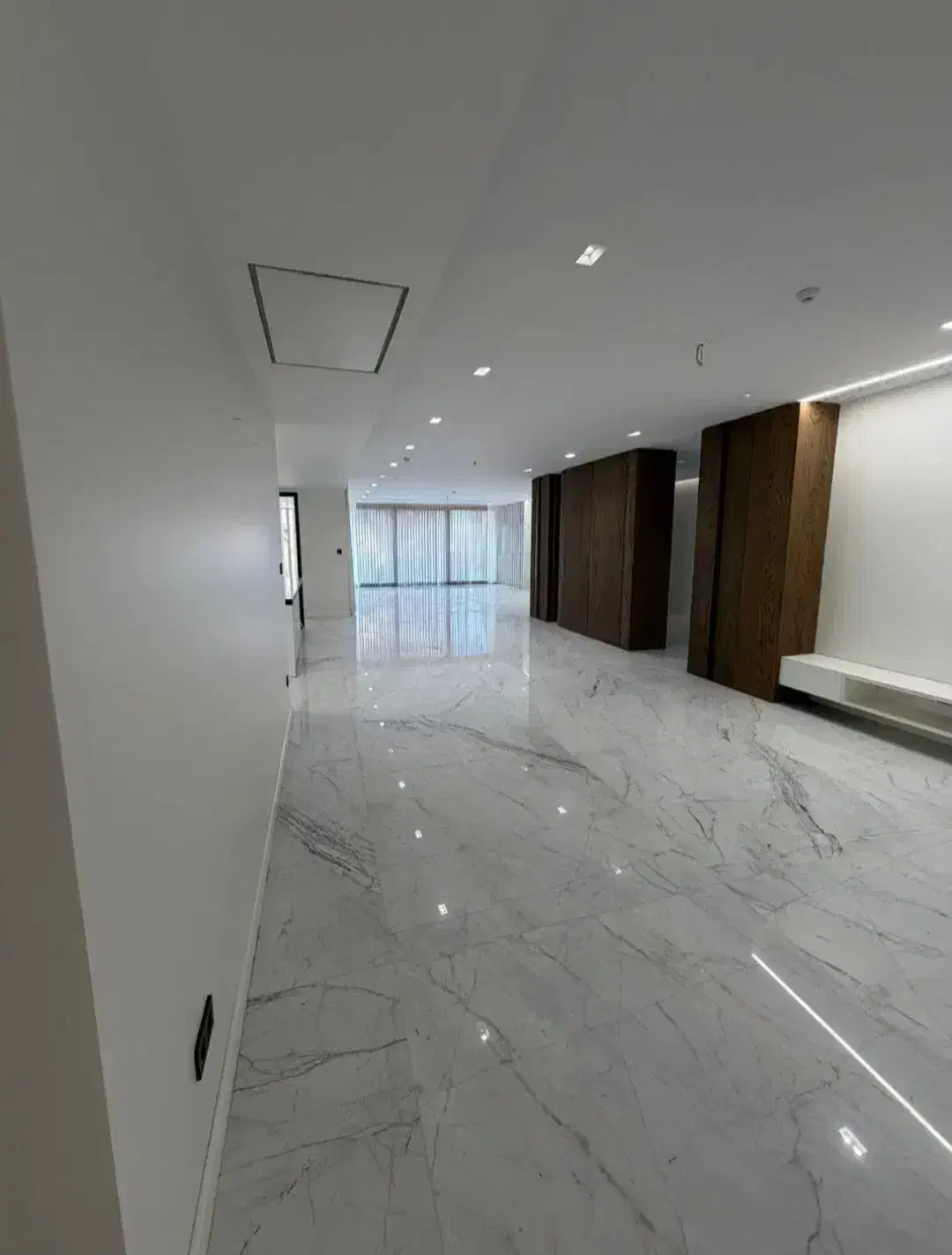 زعفرانیه لوکیشن تاپ ۳۴۰ متر ۴خواب مستر