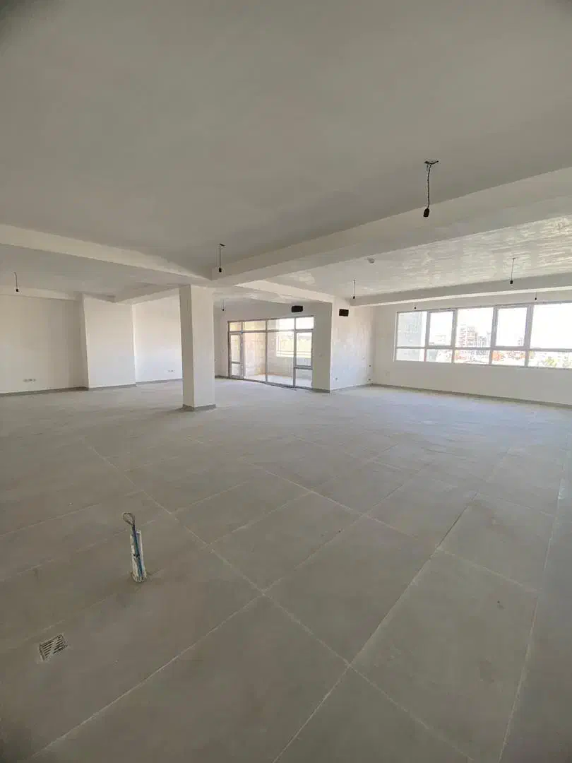 آپارتمان تک واحده 270متری طالقانی ویک زمین دوکله|فروش آپارتمان|نهاوند, |دیوار