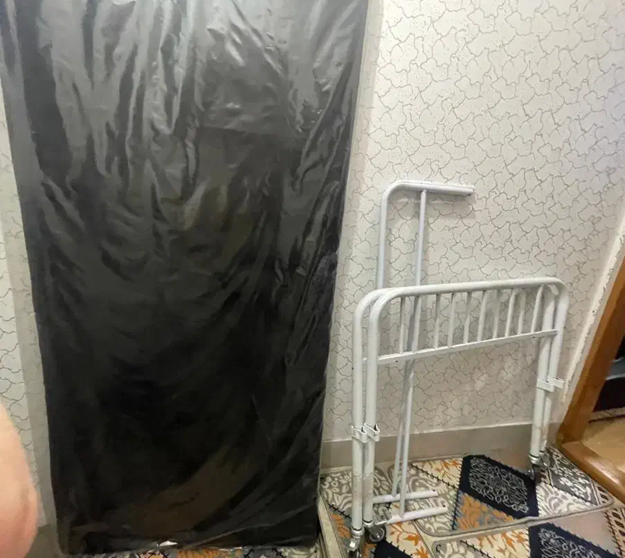 تخت قابل تنظیم|تخت و سرویس خواب|لاهیجان, امیرشهید|دیوار