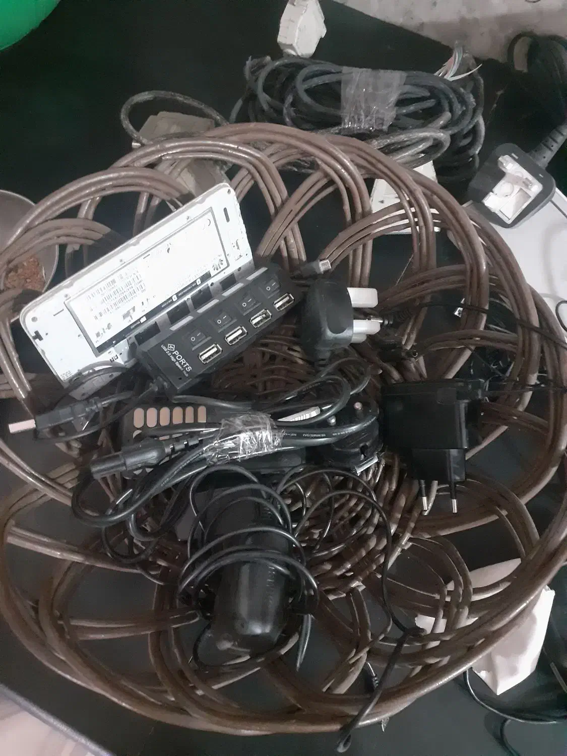 مقداری وسیله الکترونیکی|قطعات و لوازم جانبی رایانه|شاهرود, |دیوار