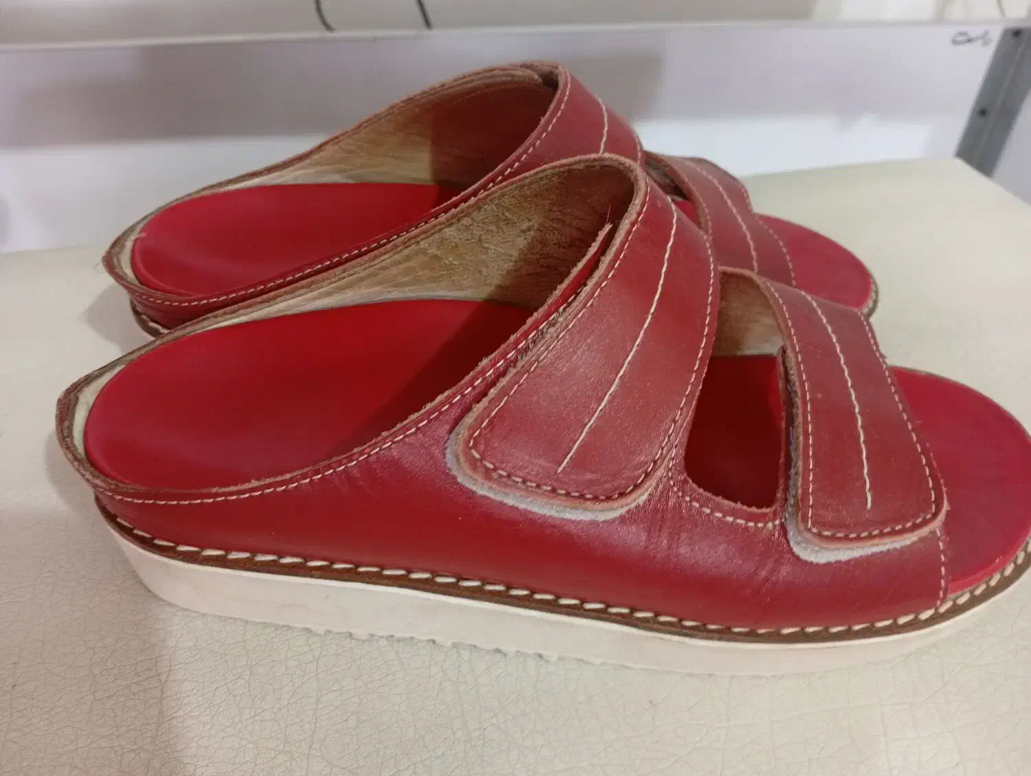 صندل طبی|کیف، کفش، کمربند|مبارکه, |دیوار