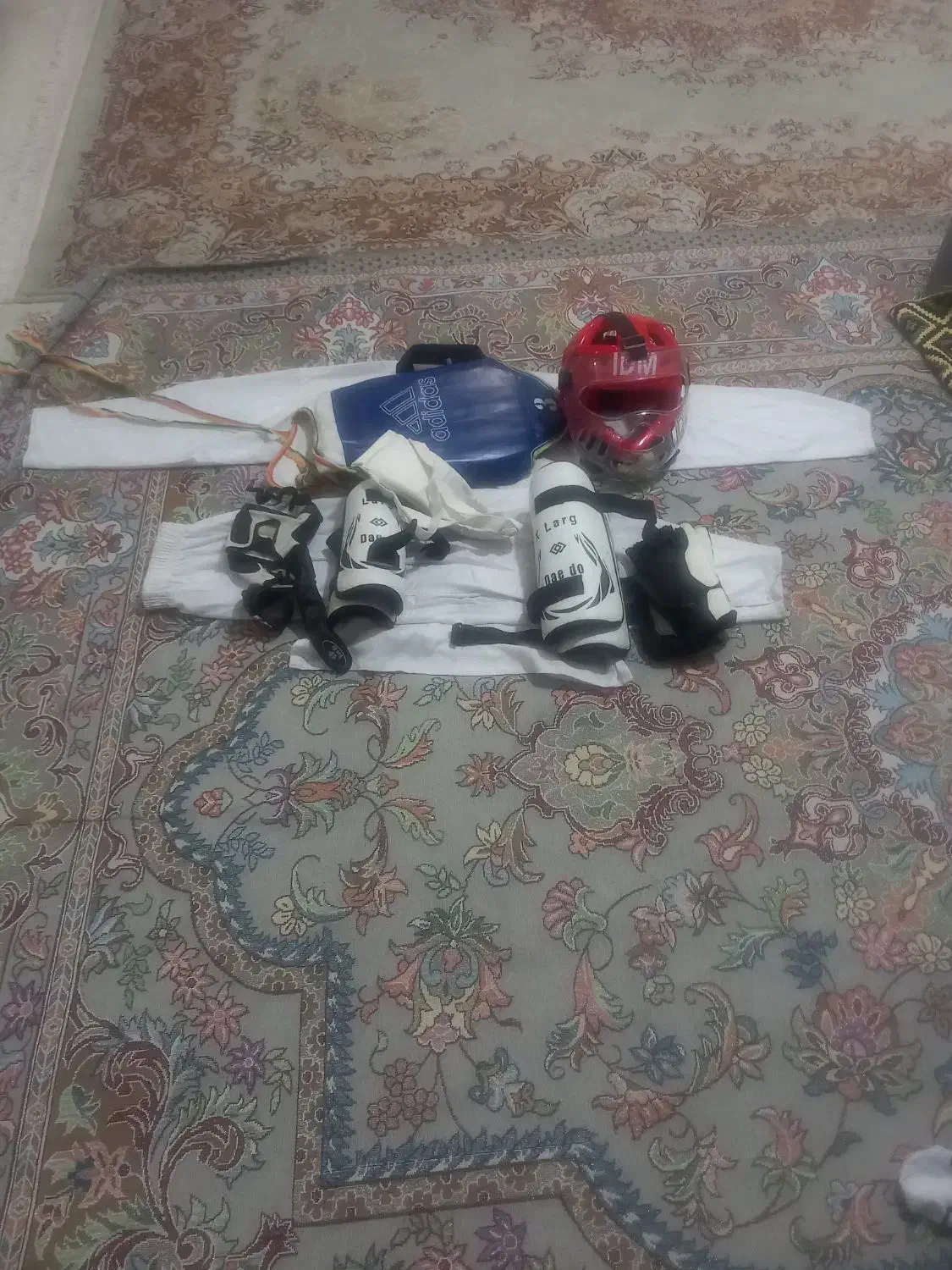 لباس ورزشی تکواندو|لباس|محمدشهر, جعفرآباد|دیوار