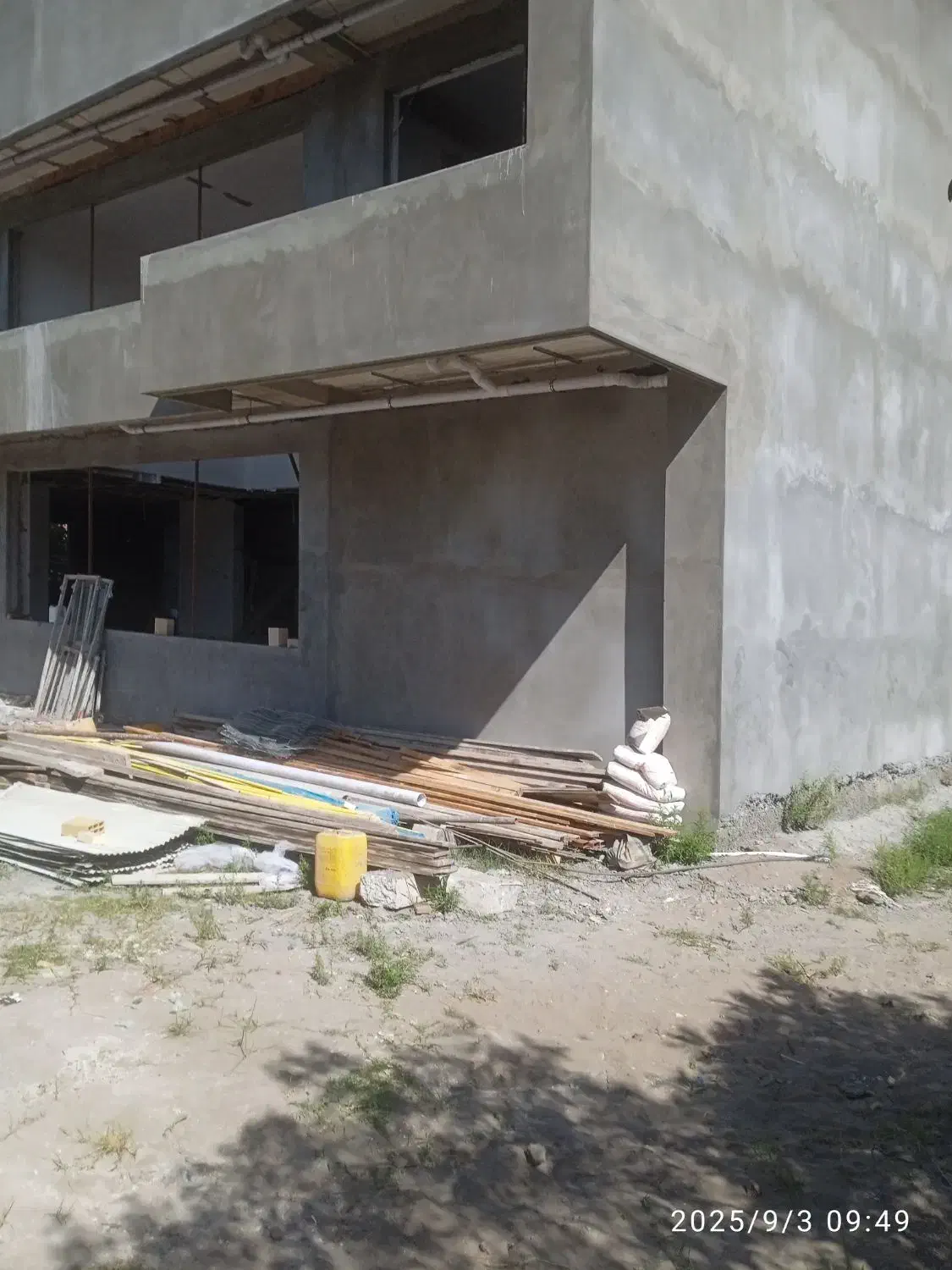 سیمان کاری سیمان بری|خدمات پیشه و مهارت|رشت, اسماعیل آباد|دیوار