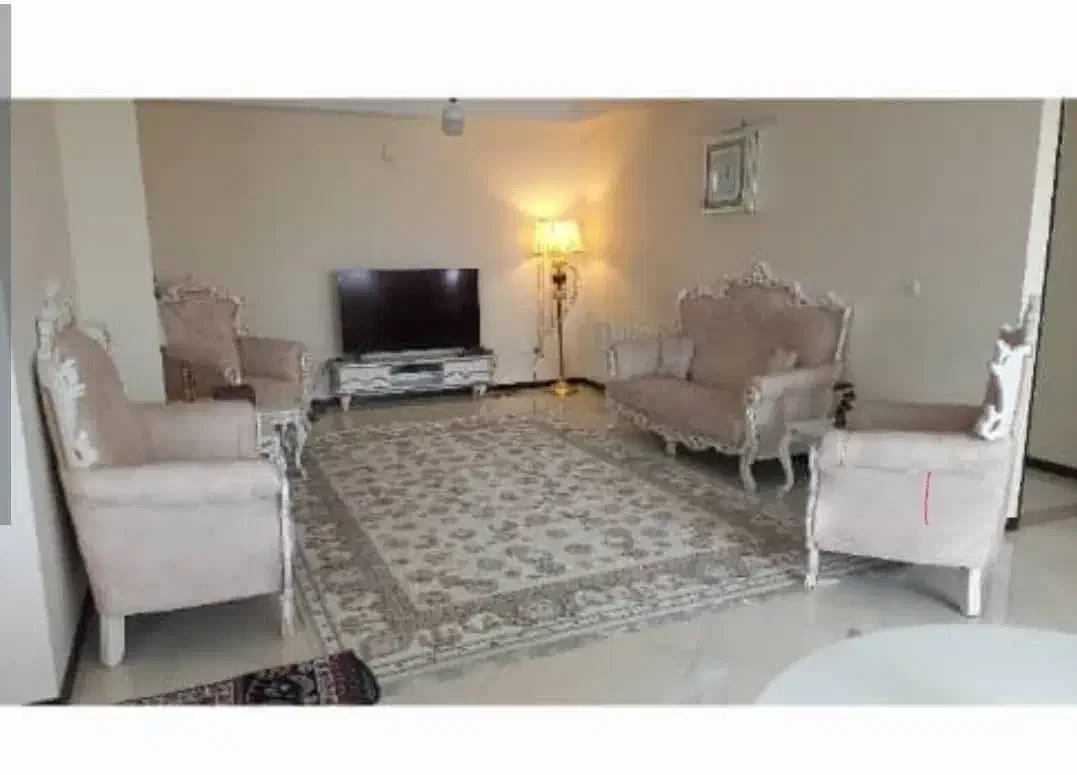 آپارتمان ۱۰۰متری دو خوابه با پارکینگ