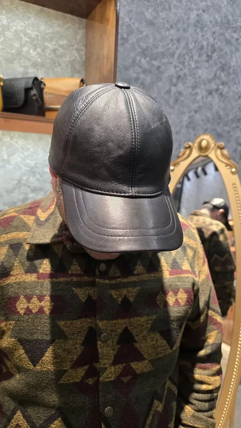 کلاه چرمی|کیف، کفش، کمربند|اردبیل, |دیوار