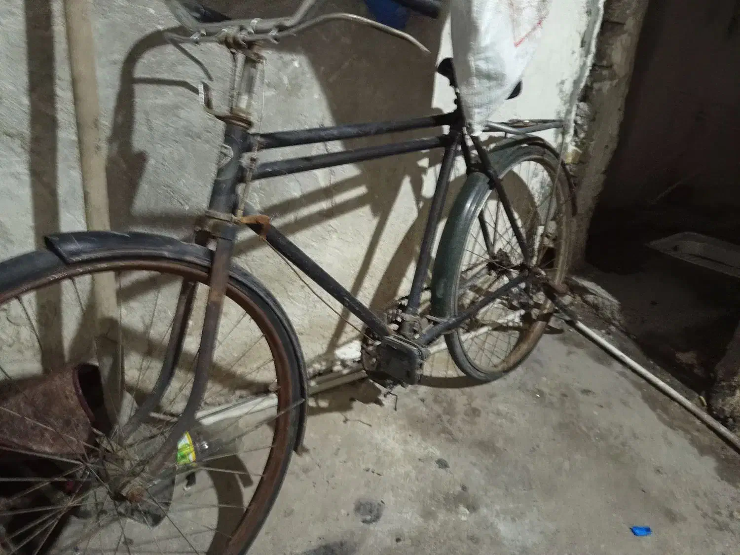 دوچرخه  فنیکس|دوچرخه، اسکیت، اسکوتر|اهواز, منبع اب|دیوار