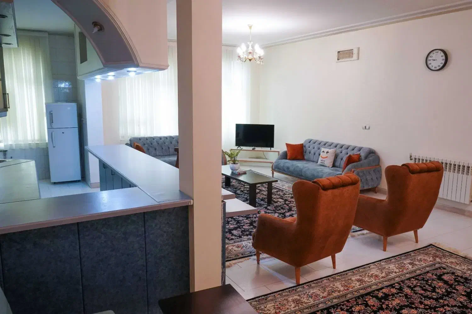 اجاره سوییت آپارتمان های مبله مناسب ۸ تا ۱۰ نفر|اجارهٔ کوتاه‌مدت آپارتمان و سوئیت|تهران, چیتگر شمالی|دیوار