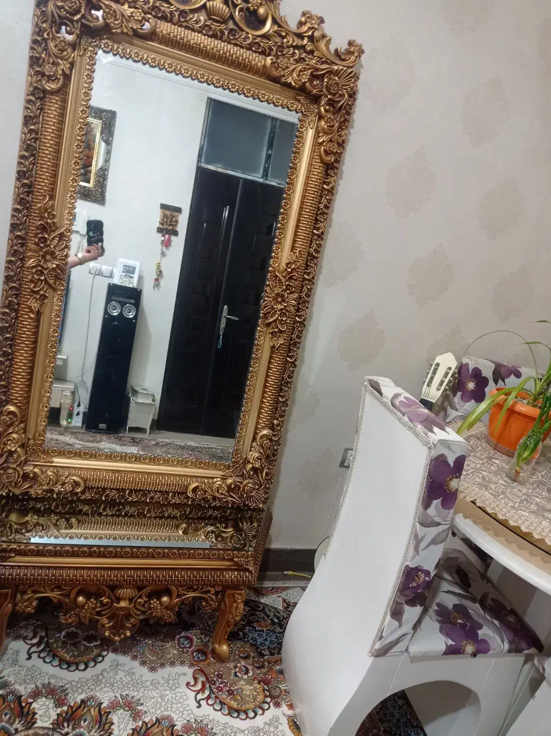 آینه|آینه|چناران, |دیوار