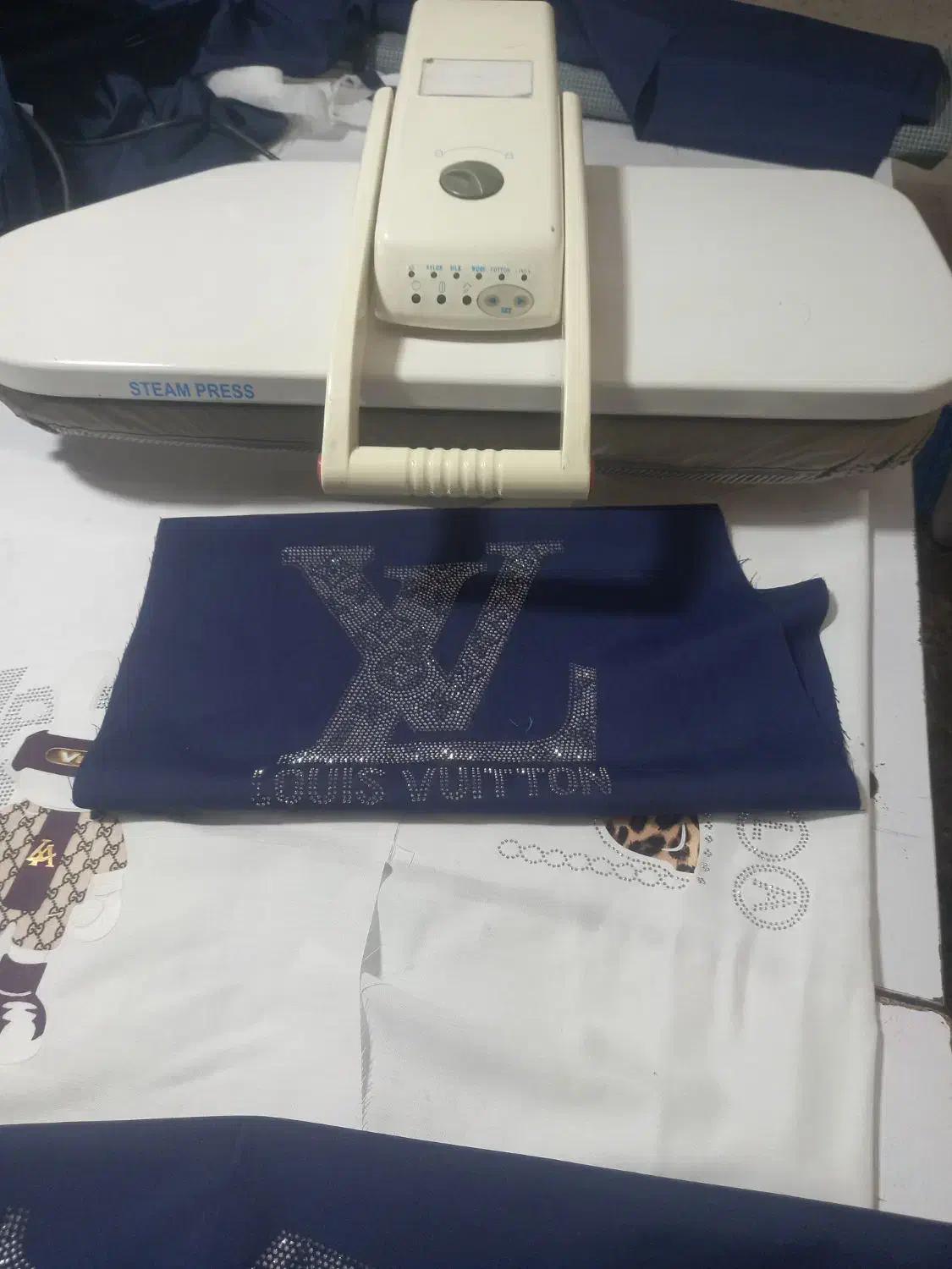 دستگاه نگین زن پرس حرارتی|ماشین‌آلات صنعتی|باقرشهر, |دیوار