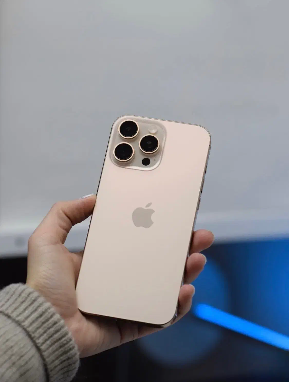 ۱۶ پرو مکس|موبایل|تهران, فردوسی|دیوار