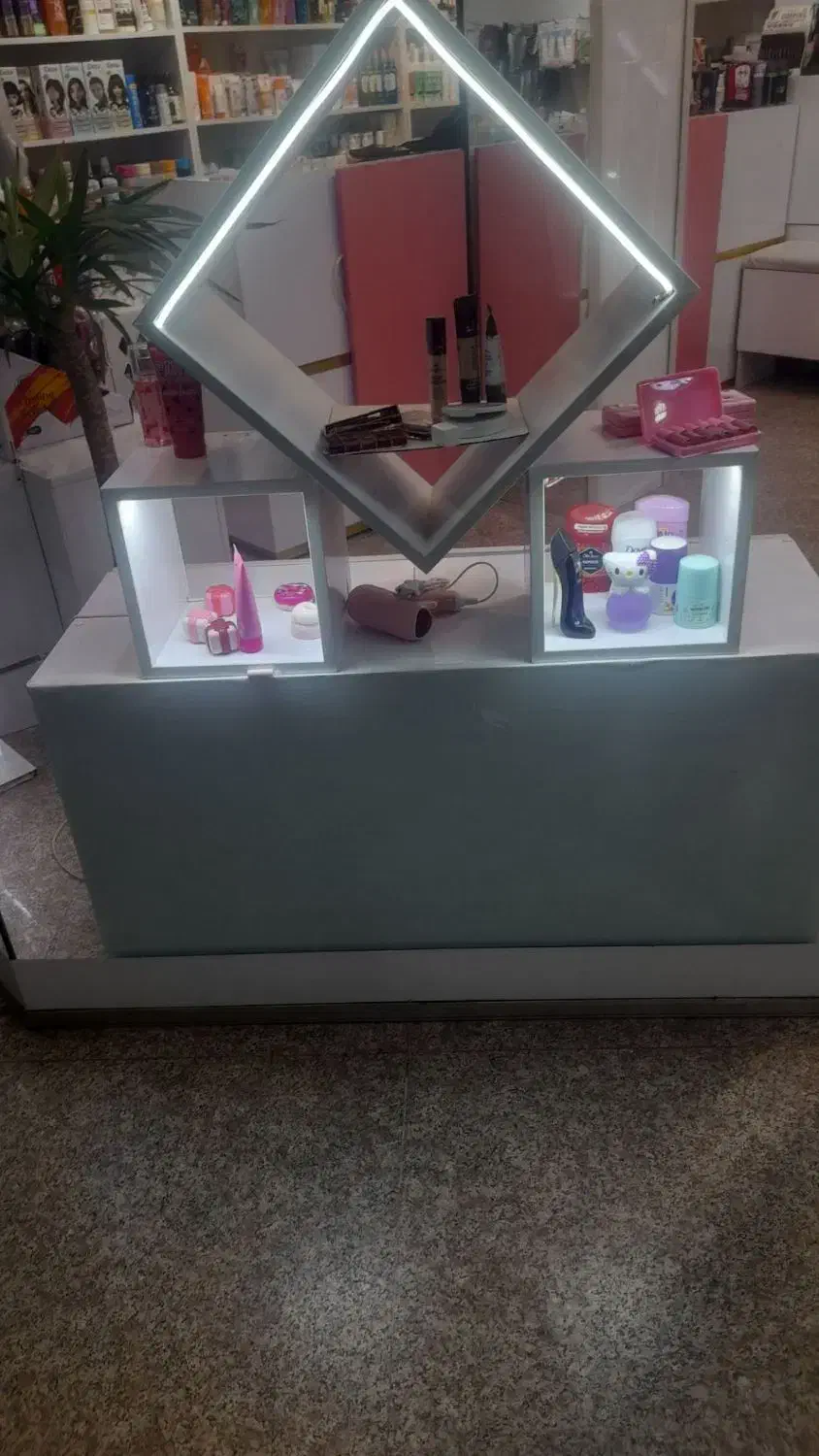 کمد ویترین صندلی|بوفه، ویترین، کنسول|همدان, |دیوار